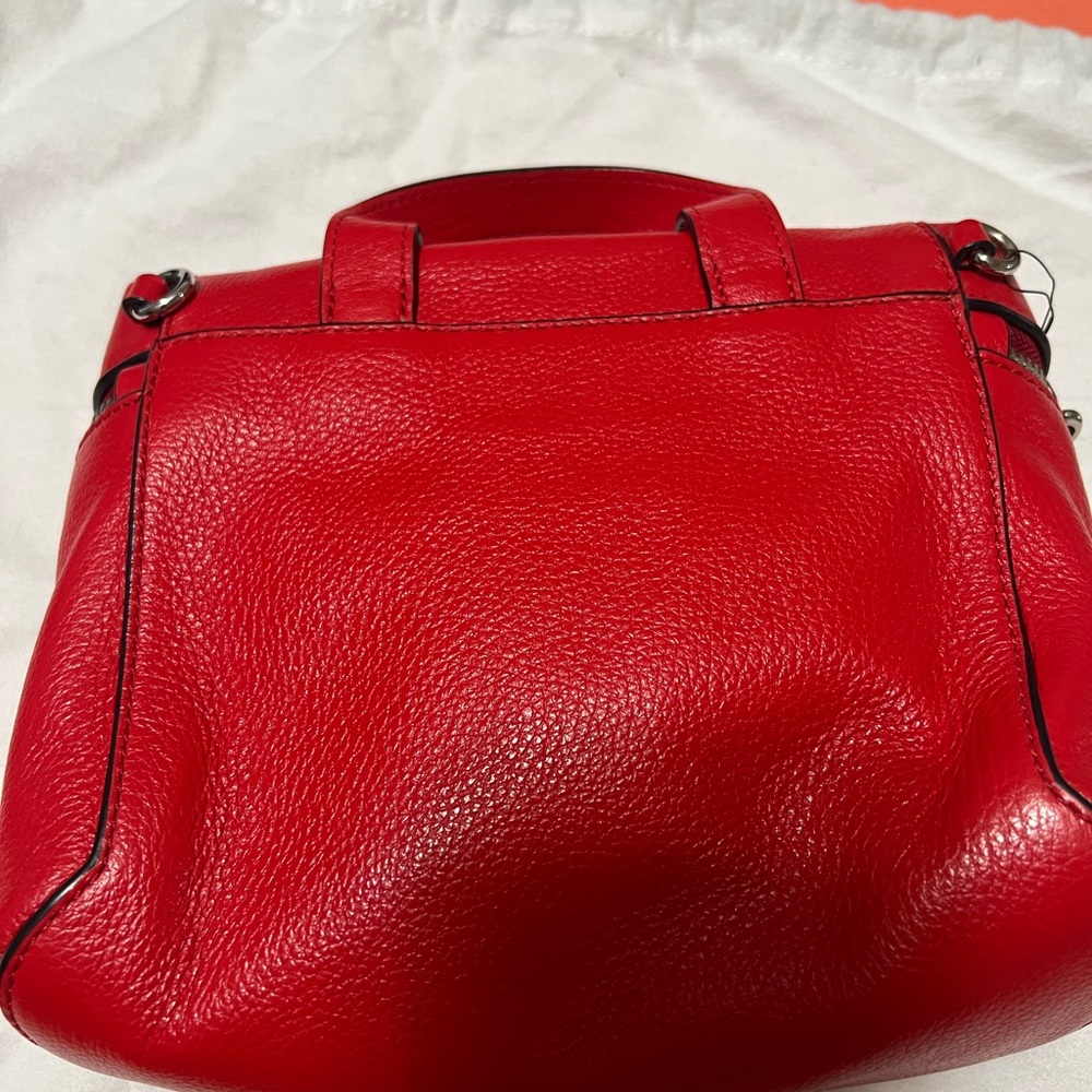 Like new Marc by Marc jacobs canteen style bag - Picture 2 of 16